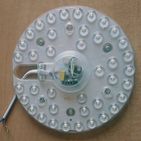 LED NOWOCZESNY PLAFON DREWNIANY 20W 1700lm 3000K KWADRAT 36 cm BIELONY BUK LED NOWOCZESNY PLAFON DREWNIANY 20W 1700lm 3000K KWADRAT 36 cm BIELONY BUK